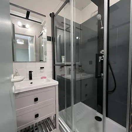 Duplex à Cauterets, Proche Commerces Et Téléphérique - Fr-1-812-82 Apartamento